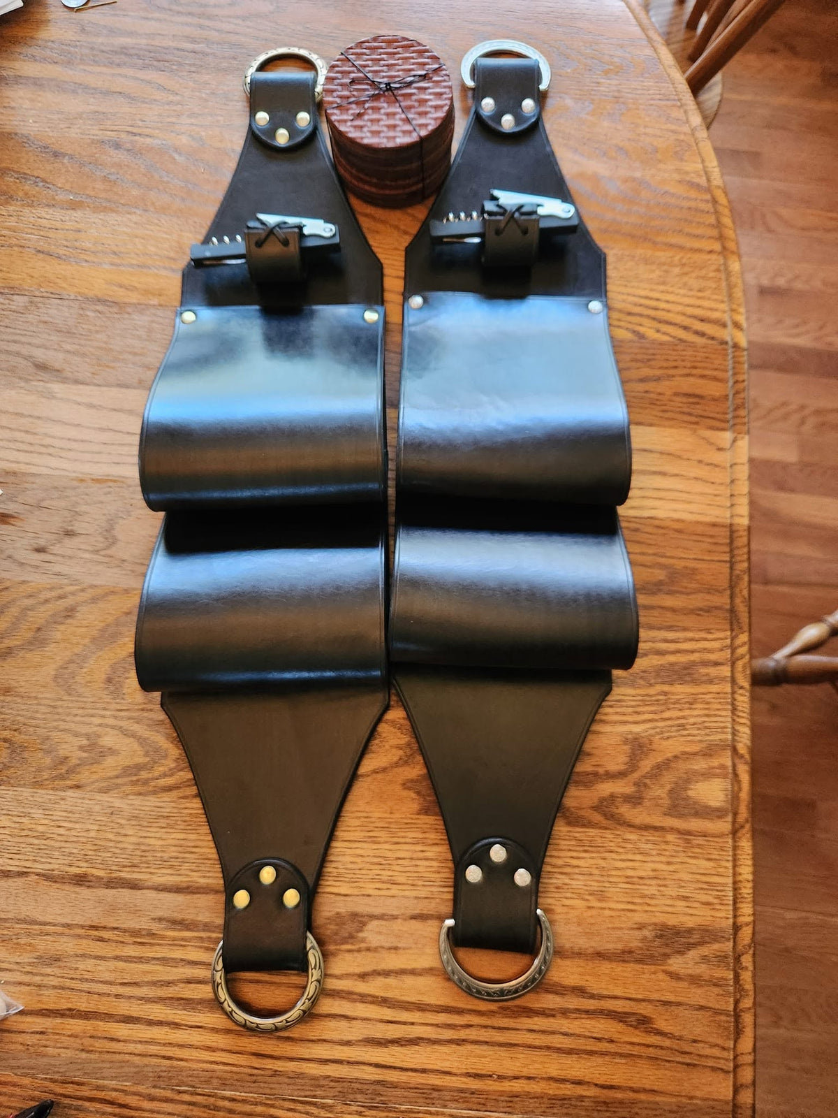 Wall wine holder